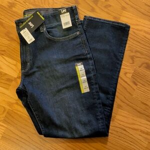 Lee NWT Men's Extreme Motion Dark Blue Slim Straight Jeans